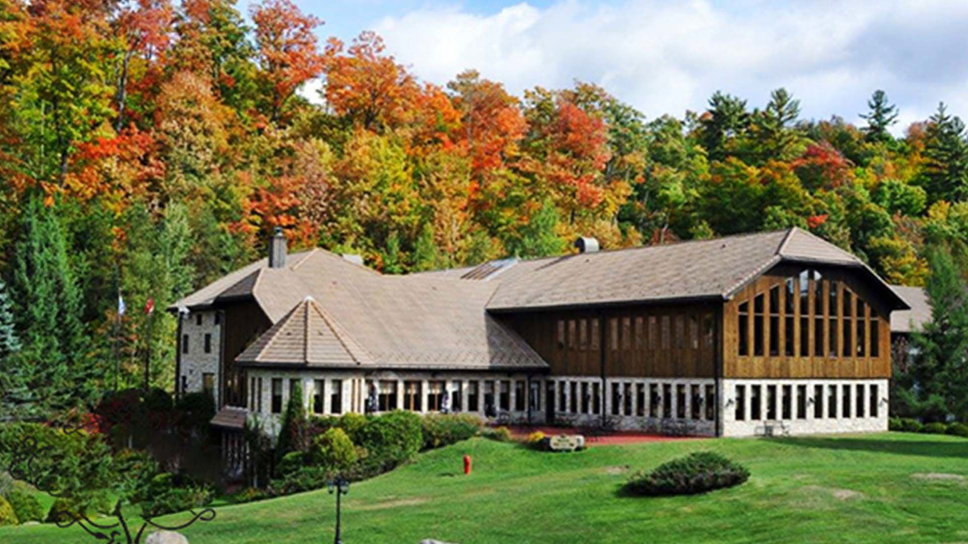 Mildor Violon vous invite à un rassemblement international au Québec, avec PraticoCello. Violonistes et violoncellistes, du 31 mai au 2 juin 2024, participez à un weekend musical au magnifique Hôtel Lac Carling. Initiation à l'orchestre, fête entre musiciens, ateliers de création.